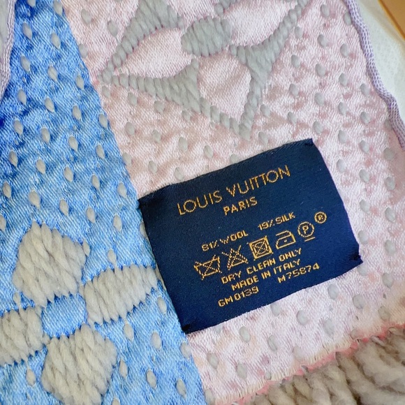 LV Wool Silk Rainbow Logo Mania Scarf Pearl Grey - Picture 2 of 5